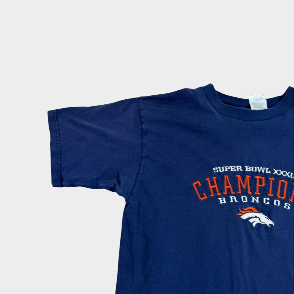 Vintage 90s Denver Broncos Super Bowl XXXII Champions T Shirt Fruit of the Loom - Picture 4 of 9